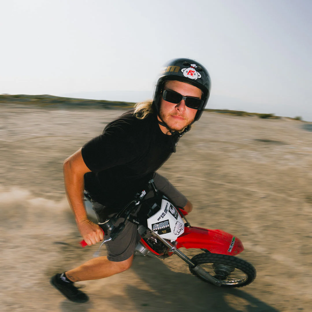 The Blacking Out Low Bones - Image 6